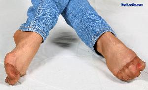 tiedladies.com - Papillon photoset 004 thumbnail